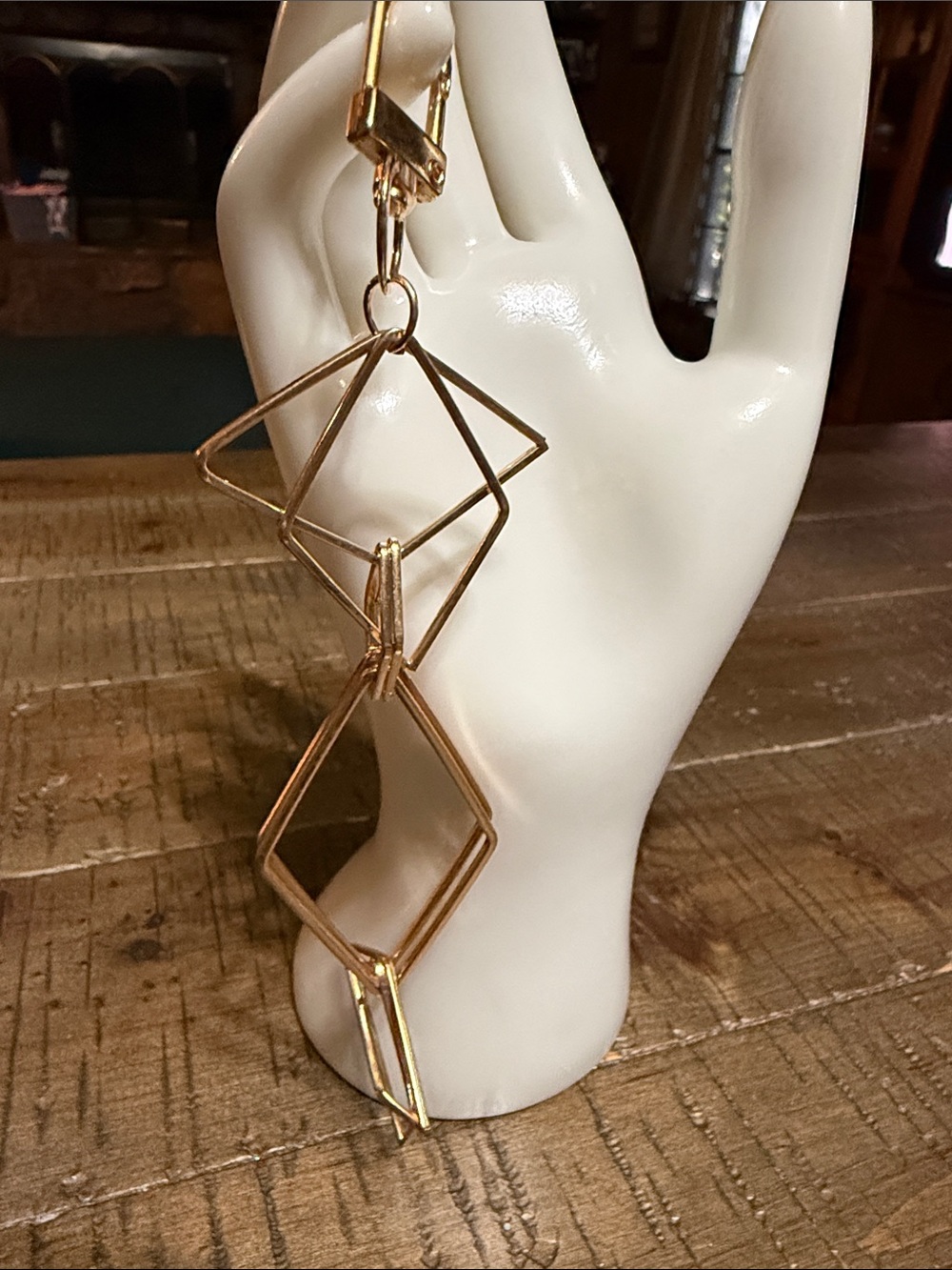 Geometric Gold-Tone Drop keychain